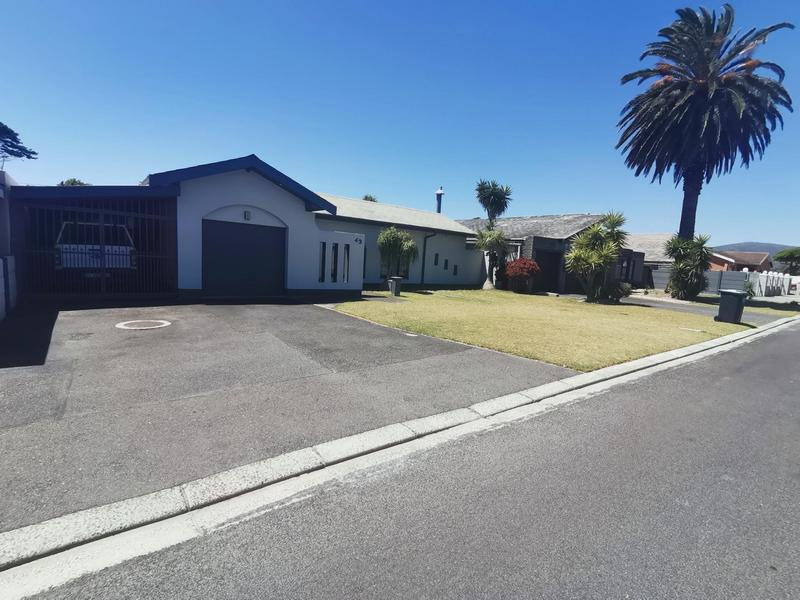 To Let 4 Bedroom Property for Rent in Tygerdal Western Cape